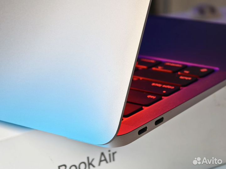 MacBook Air 13 M1/8Gb/512Gb