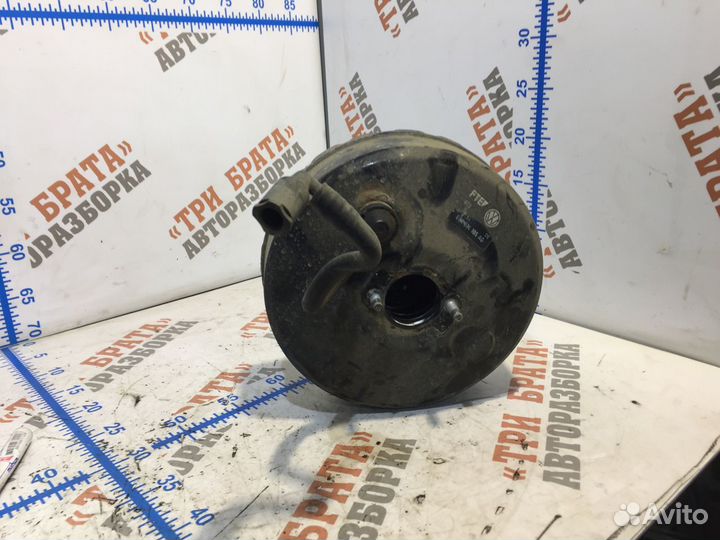 Фольксваген Поло Вакуумный усилитель тормозов