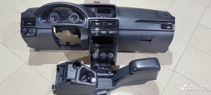 Панель приора 2 (торпеда)