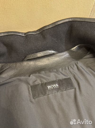 Кожаная куртка Hugo Boss 48