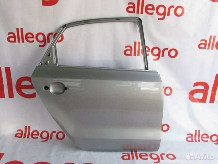 VW Polo 5 sedan дверь задняя правая