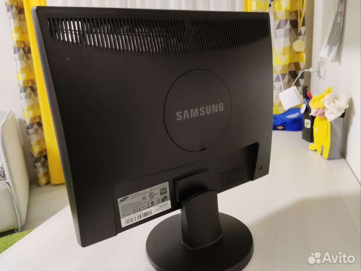 Офисный компьютер