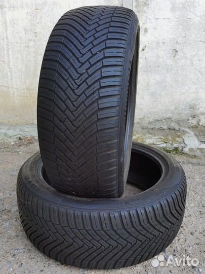 Continental AllSeasonContact 215/45 R18 93V