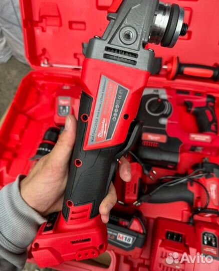 Набор инструментов Milwaukee 4in1 (Арт.63674)