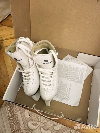 Коньки фигурные