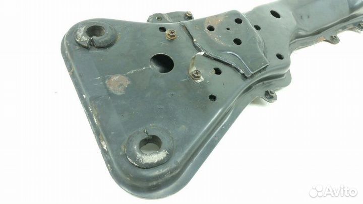 Балка передняя Nissan Presage VNU30 YD25DDT 1999