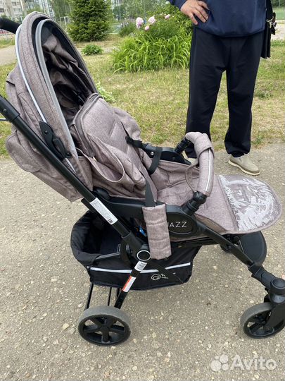 Прогулочная коляска с перекидной ручкой rant