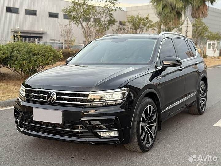 Volkswagen Tiguan 2.0 AMT, 2021, 18 500 км