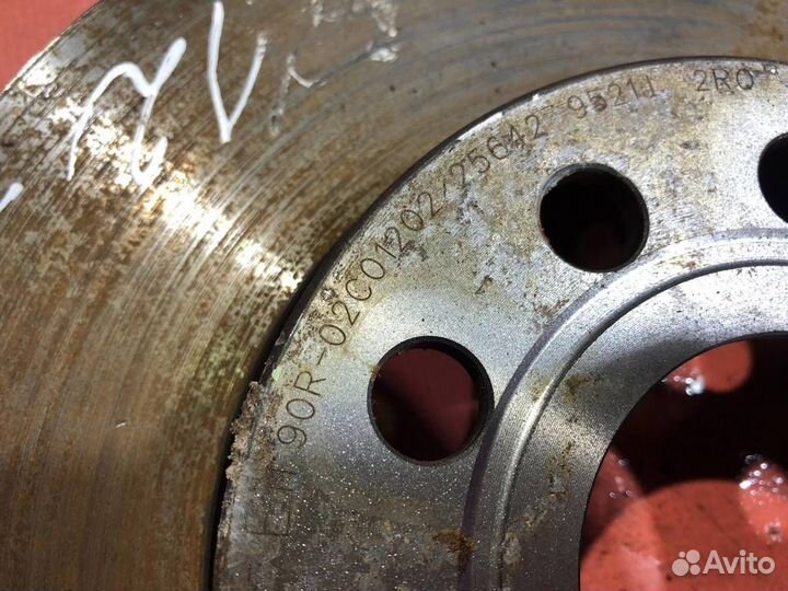 Диск тормозной передний Шкода Октавиа 1Z (2008