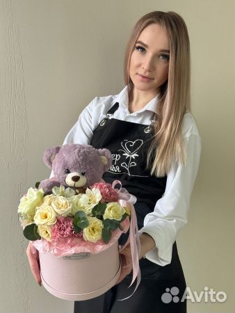 Композиция Роз,Гвоздик, Альстромерий и Медведя