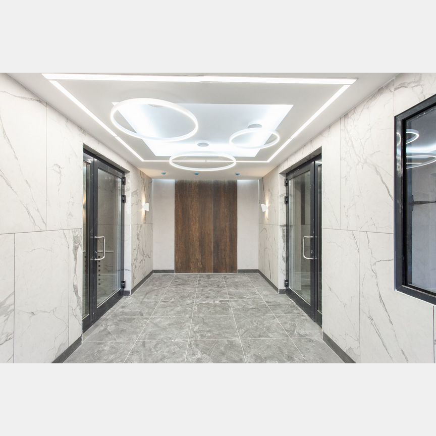 4-к. квартира, 137 м², 2/18 эт.