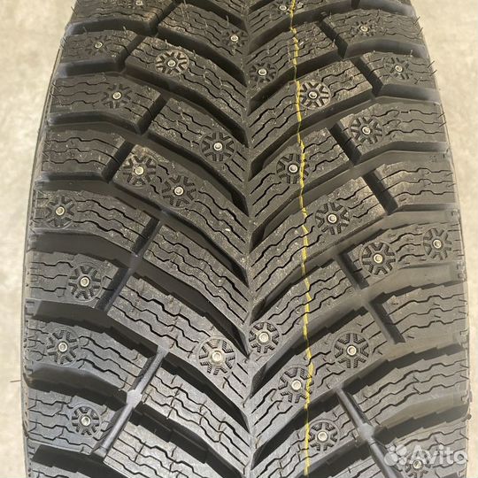 Michelin X-Ice North 4 215/60 R17 100T