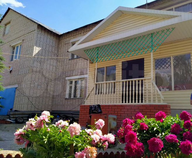 Коттедж 189 м² на участке 17,5 сот.