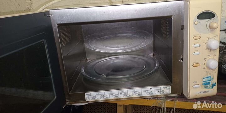 Микроволновая печь Moulinex