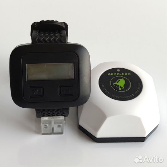 Система вызова: кнопка персонал и часы официанта