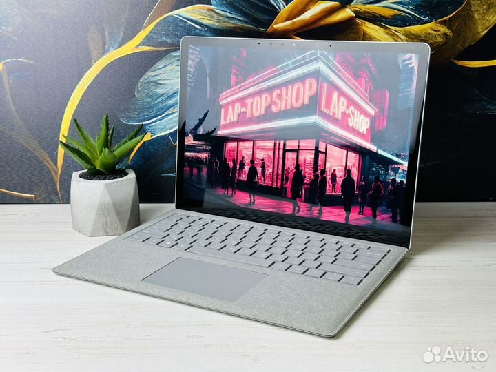 Microsoft Surface Laptop 2 2K