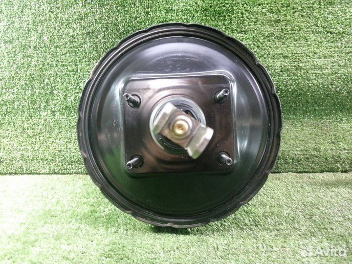 Вакуумный усилитель тормозов Toyota Crown JZS179