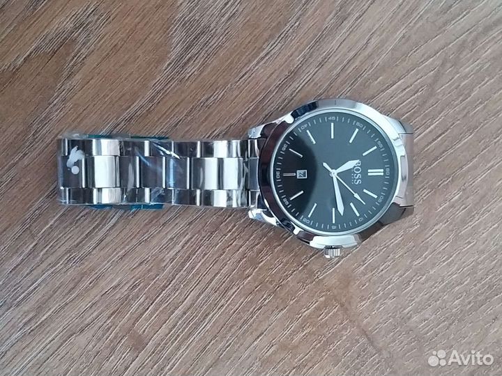 Часы Boss