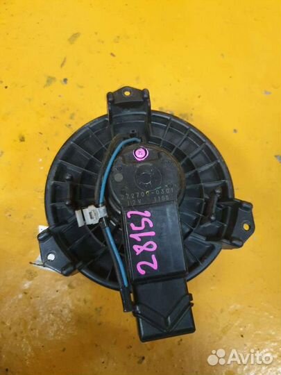 Моторчик печки вентилятор салона toyota vitz SCP10