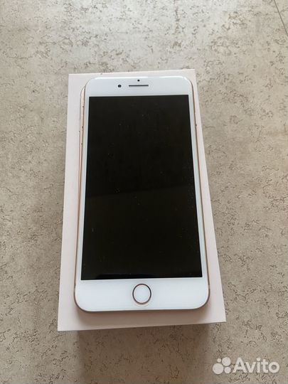 iPhone 8 Plus, 64 ГБ
