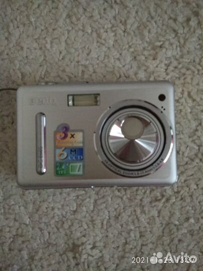 Фотоаппарат Benq в идеальном внешнем, полная компл