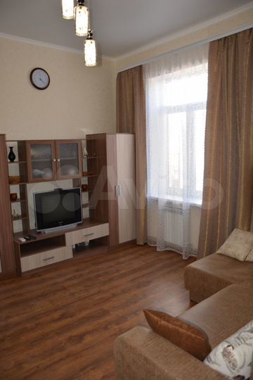 3-к. квартира, 100 м², 2/2 эт.