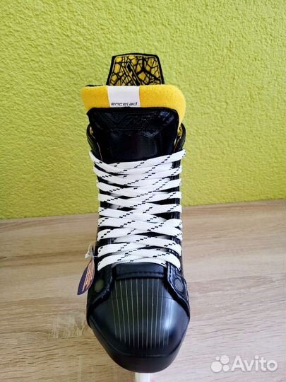 Коньки хоккейные V76 encelad