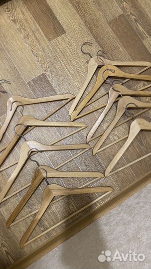 Плечики / вешалки деревянные 10 шт