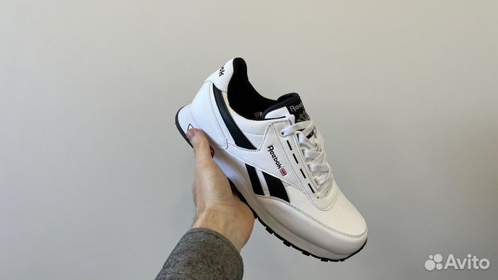 Кроссовки Reebok White Black