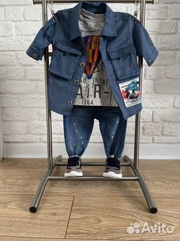 Детский комплект с джинсами для мальчика