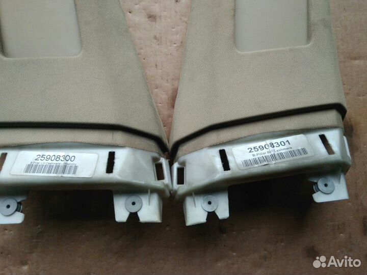 Обшивка стойки для Cadillac CTS 2