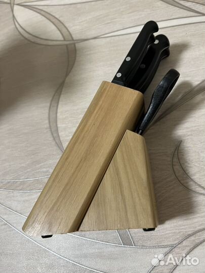 Набор кухонных ножей