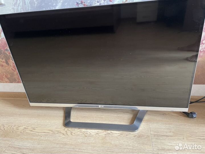 Телевизор lg на запчасти
