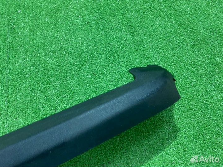 Накладка сиденья правая Bmw 5-Series G30 2015