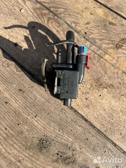 Электромагнитный клапан Opel Vectra 1.6