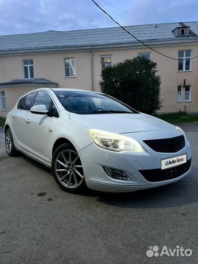 Opel Astra 1.4 МТ, 2010, 180 000 км