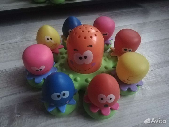 Осьминожки Tomy