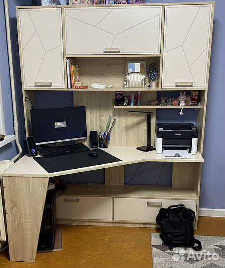 Стол компьютерный/письменный