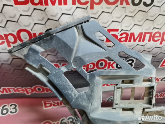 Кронштейн бампера передний правый Mercedes-Benz GL