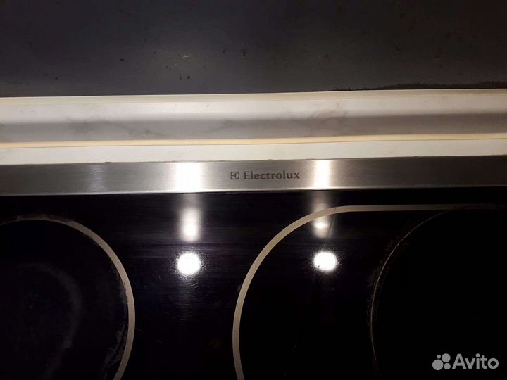 Плита электрическая стеклокерамика с духовкой