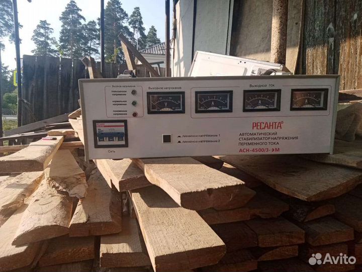 Стабилизатор напряжения трёхфазный на 380 Ресанта