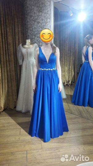 Вечернее платье в пол 42