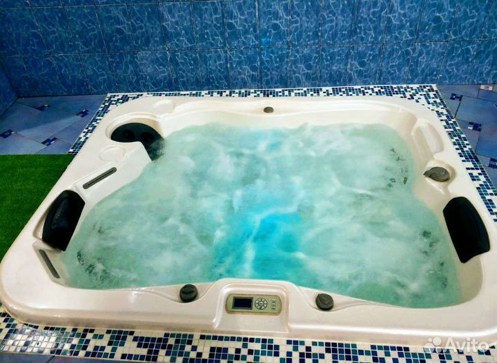 Бассейн, сауна, мангальная зона