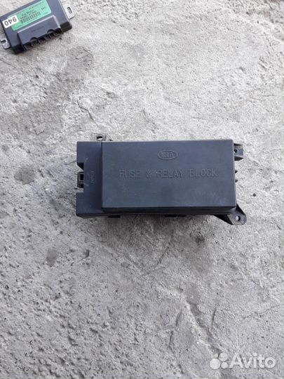 Киа Соренто 1 блок предохранителей