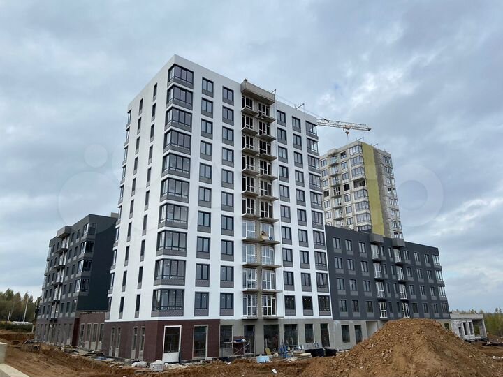 2-к. квартира, 68,7 м², 2/5 эт.