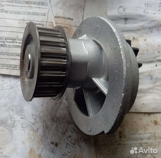 Насос водяной (помпа) Chevrolet Lacetti