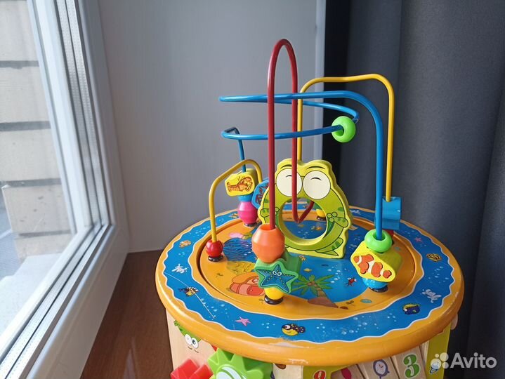 Бизиборд развивающий центр деревянный Монтессори