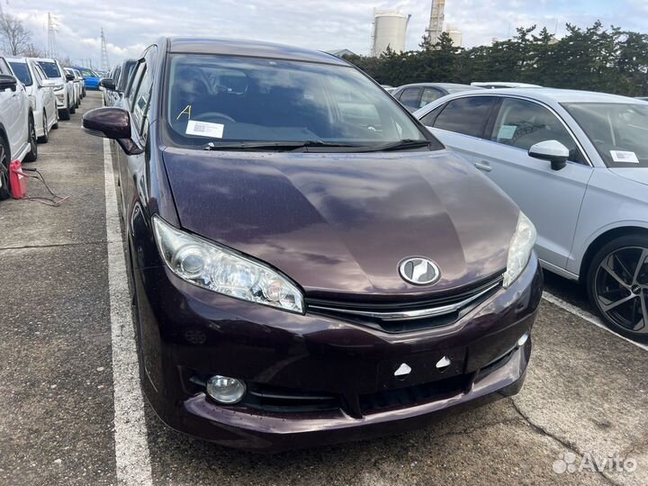 Toyota Wish 1.8 CVT, 2016, 87 000 км