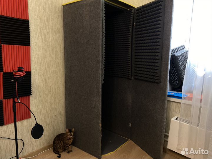 Кабина для звукозаписи