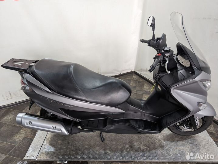 Скутер Suzuki Burgman 200